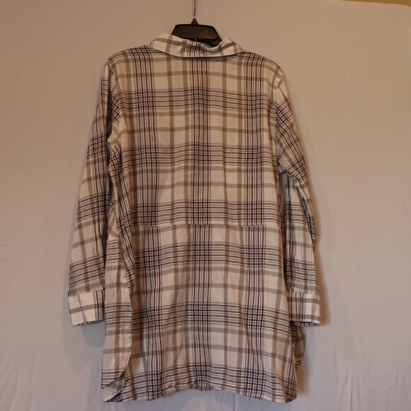 Foxcroft Tunic - Picture 2 of 6